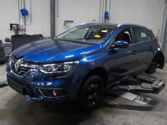 Autoverwertung Renault Mégane Megane IV Estate (RFBK) Combi 5-drs 1.5 Energy dCi 110 (K9K-657) [81kW=
]  (04-2016/...) 2018