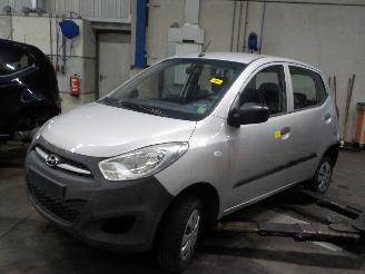 Dezmembrări autoturisme Hyundai I-10 i10 (F5) Hatchback 1.1i 12V (G4HG5) [51kW]  (04-2011/12-2013) 2011