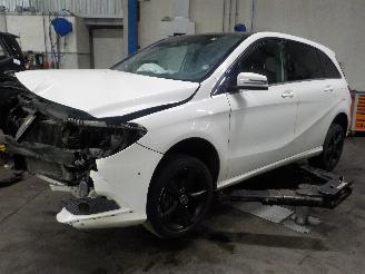 disassembly passenger cars Mercedes B-klasse B (W246,242) Hatchback 1.8 B-180 CDI BlueEFFICIENCY 16V (OM651.901) [8=
0kW]  (11-2011/...) 2012