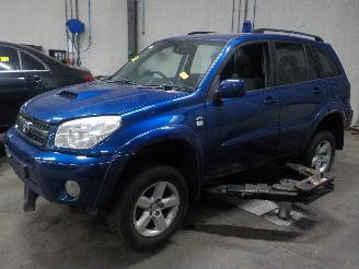 Vrakbiler auto Toyota Rav-4 RAV4 (A2) Terreinwagen 2.0 D-4D 16V 4x4 (1CD-FTV) [85kW]  (05-2001/11-=
2005) 2005