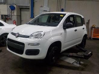Uttjänta bilar auto Fiat Panda Panda/Pandina (312) Hatchback 0.9 TwinAir 65 (312.A.4000) [48kW]  (04-=
2012/...) 2013