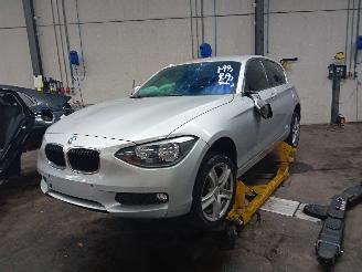 Coche siniestrado BMW 1-serie 1 serie (F20) Hatchback 5-drs 114i 1.6 16V (N13-B16A) [75kW]  (07-2012=
/02-2015) 2013
