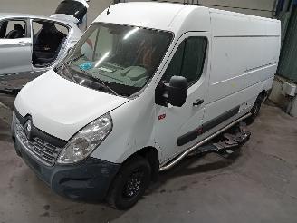 rottamate veicoli commerciali Renault Master Master III (FV) Van 2.3 dCi 125 16V FWD (M9T-882) [96kW]  (10-2016/...=
) 2017