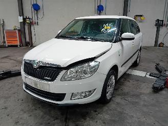 Vrakbiler auto Skoda Fabia Fabia II Combi Combi 5-drs 1.2 TDI 12V Greenline (CFWA) [55kW]  (05-20=
10/12-2014) 2012/11