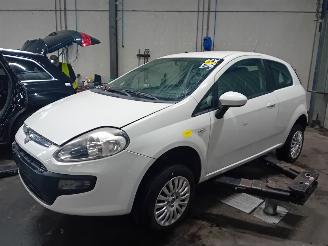 Uttjänta bilar auto Fiat Punto Punto Evo (199) Hatchback 1.3 JTD Multijet 85 16V (199.B.4000(Euro 5))=
 [62kW]  (10-2009/02-2012) 2011