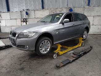 Sloopauto BMW 3-serie 3 serie Touring (E91) Combi 320d 16V (N47-D20A) [130kW]  (02-2007/12-2=
010) 2009