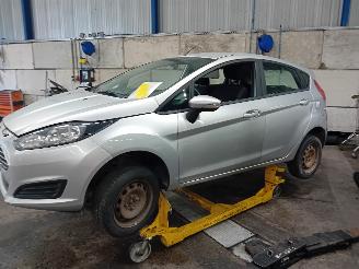 Coche siniestrado Ford Fiesta Fiesta 6 (JA8) Hatchback 1.6 TDCi 95 (T3JA(Euro 5)) [70kW]  (02-2010/1=
2-2015) 2014