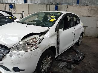 Vrakbiler auto Peugeot 208 208 I (CA/CC/CK/CL) Hatchback 1.4 HDi (DV4C(8HP)) [50kW]  (03-2012/12-=
2019) 2012/0