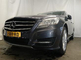 Schadeauto Mercedes R-klasse R (W251) MPV 3.5 350 V6 24V 4-Matic (M272.967) [200kW]  (08-2005/12-20=
12) 2011/5