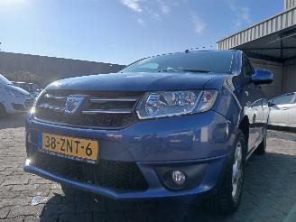 Vaurioauto  passenger cars Dacia Sandero Sandero II Hatchback 0.9 TCE 12V (H4B-400(H4B-A4)) [66kW]  (10-2012/..=
=2E) 2013/2