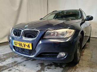 skadebil auto BMW 3-serie 3 serie Touring (E91) Combi 318i 16V (N43-B20A) [105kW]  (05-2007/05-2=
012) 2009/1