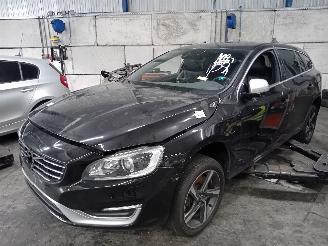 Purkuautot passenger cars Volvo V-60 V60 I (FW/GW) Combi 2.4 D6 20V Plug-in Hybrid AWD (D82PHEV) [206kW]  (=
06-2012/12-2015) 2013