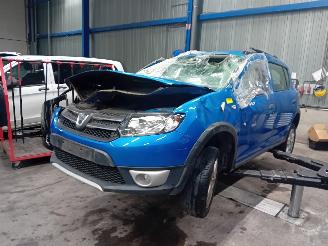 Dezmembrări autoturisme Dacia Sandero Sandero II Hatchback 0.9 TCE 12V (H4B-A400(Euro 5)) [66kW]  (10-2012/.=
=2E.) 2015