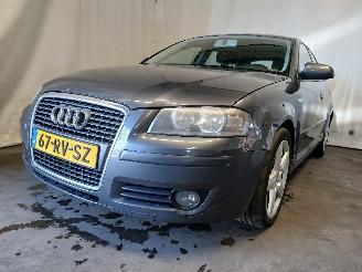 skadebil auto Audi A3 A3 Sportback (8PA) Hatchback 5-drs 2.0 FSI 16V (BLR) [110kW]  (09-2004=
/06-2008) 2005/9
