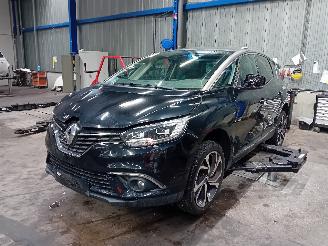 rozbiórka samochody osobowe Renault Scenic Scénic IV (RFAJ) MPV 1.2 TCE 130 16V (H5F-408(H5F-F4)) [96kW]  (09-2=
016/07-2022) 2017