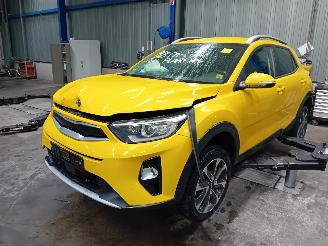 Dezmembrări autoturisme Kia Stonic Stonic (YB) SUV 1.0i T-GDi 12V (G3LC) [88kW]  (07-2017/...) 2017