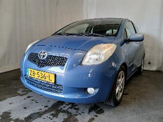 skadebil auto Toyota Yaris Yaris II (P9) Hatchback 1.3 16V VVT-i (2SZFE) [64kW]  (08-2005/11-2010=
) 2007/4