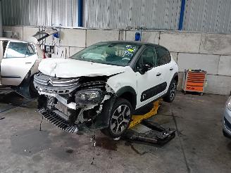 Dezmembrări autoturisme Citroën C3 C3 (SX/SW) Hatchback 1.2 12V e-THP PureTech 110 (EB2DT(HNZ)) [81kW]  (=
07-2016/...) 2018