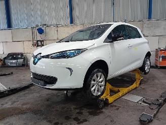 Uttjänta bilar auto Renault Zoé Zoé (AG) Hatchback 5-drs 46kW (5AQ-601) [46kW]  (06-2012/...) 2015/0