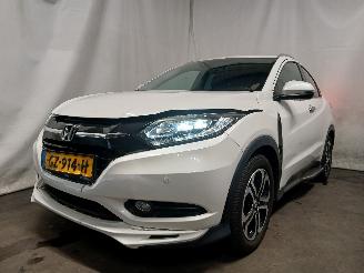skadebil auto Honda  HR-V (RU) MPV 1.5 i-VTEC 16V (L15B4(Euro 6)) [96kW]  (08-2015/...) 2015/9