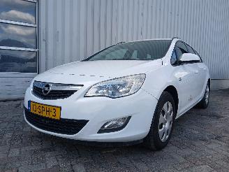  Opel Astra Astra J Sports Tourer (PD8/PE8/PF8) Combi 1.7 CDTi 16V (A17DTR(Euro 5)=
) [81kW]  (10-2010/10-2015) 2011/11