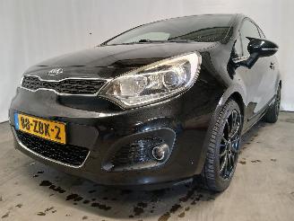 Vaurioauto  passenger cars Kia Rio Rio III (UB) Hatchback 1.2 CVVT 16V (G4LA5) [63kW]  (09-2011/12-2017) 2012/10
