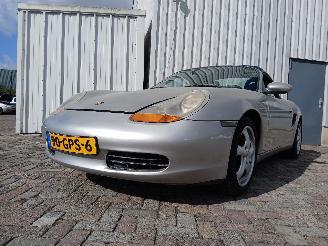Vaurioauto  passenger cars Porsche Boxster Boxster (986) Cabrio 2.5 24V (M96.20) [150kW]  (09-1996/08-1999) 1998/9