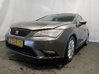 Auto incidentate Seat Leon Leon ST (5FF) Combi 5-drs 1.6 TDI 16V (CRKB) [81kW]  (09-2013/08-2020)= 2014/12