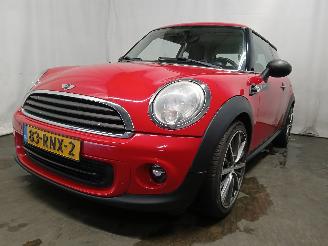 skadebil auto Mini Mini Mini (R56) Hatchback 1.6 16V One (N16-B16A) [55kW]  (03-2010/11-2013) 2011/7