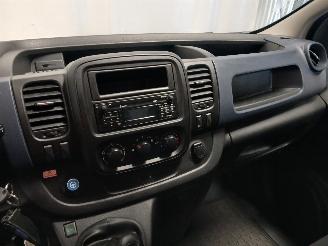 Opel Vivaro Vivaro Van 1.6 CDTI 95 Euro 6 (R9M-413(R9M-H4)) [70kW]  (03-2016/12-20=
19) picture 17