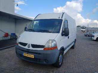 Vaurioauto  passenger cars Renault Master Master II (FD/HD) Van 2.5 dCi 120 FAP (G9U-650) [88kW]  (08-2006/04-20=
10) 2008/10