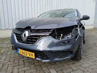 Damaged car Renault Mégane Megane IV Estate (RFBK) Combi 5-drs 1.3 TCE 140 16V (H5H-450(H5H-A4)) =
[103kW]  (01-2018/...) 2020/4