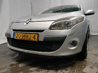 Vaurioauto  passenger cars Renault Mégane Megane III Berline (BZ) Hatchback 5-drs 1.5 dCi 90 (K9K-834(K9K-H8)) [=
66kW]  (11-2008/02-2016) 2008/11