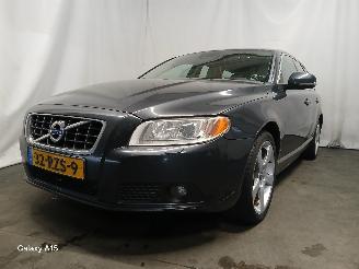 skadebil auto Volvo V-70 V70 (BW) Combi 2.0 D3/D4 20V (D5204T3) [120kW]  (03-2010/12-2015) 2011/8