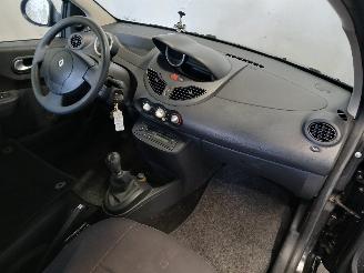 Renault Twingo Twingo II (CN) Hatchback 3-drs 1.2 (D7F-800(Euro 4)) [43kW]  (03-2007/=
09-2014) picture 8