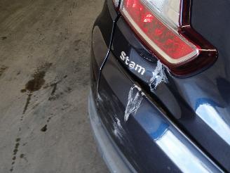 Renault Mégane Megane III Grandtour (KZ) Combi 5-drs 2.0 16V CVT (M4R-F713) [103kW]  =
(05-2009/02-2016) picture 21