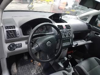 Volkswagen Touran Touran (1T1/T2) MPV 1.4 16V TSI 140 (BMY) [103kW]  (02-2006/05-2010) picture 5