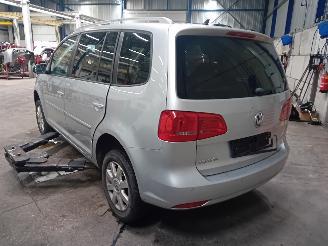 Volkswagen Touran Touran (1T3) MPV 2.0 TDI 16V 140 (CFHC) [103kW]  (05-2010/05-2015) picture 4