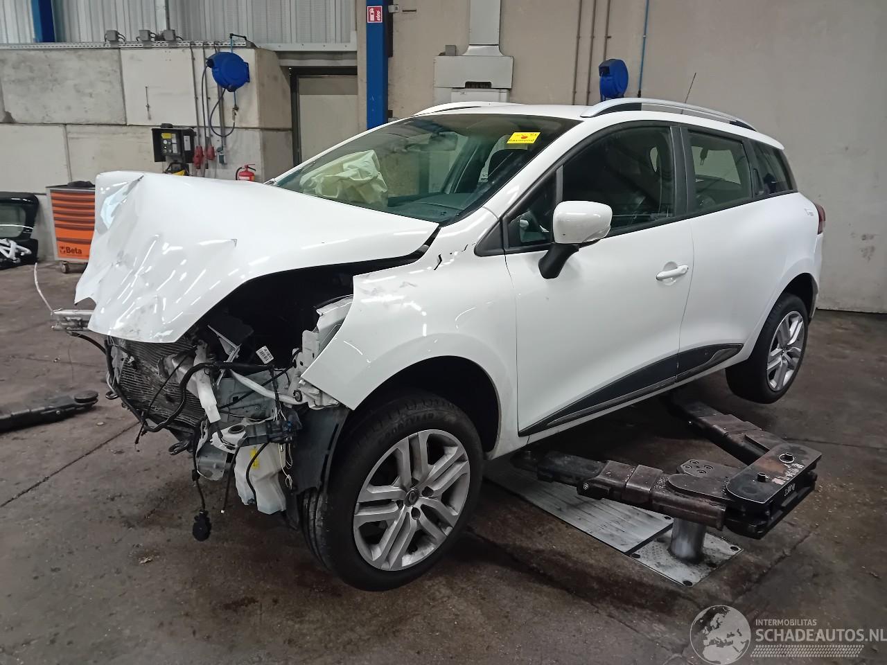 Renault Clio Clio IV Estate/Grandtour (7R) Combi 5-drs 0.9 Energy TCE 90 12V (H4B-4=
08(H4B-B4)) [66kW]  (01-2013/08-2021)