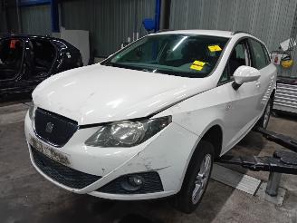 Coche siniestrado Seat Ibiza Ibiza ST (6J8) Combi 1.2 TDI Ecomotive (CFWA) [55kW]  (04-2010/05-2015=
) 2011