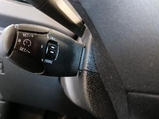 Peugeot 208 208 I (CA/CC/CK/CL) Hatchback 1.0 Vti 12V PureTech (EB0(ZMZ)) [50kW]  =
(03-2012/12-2019) picture 13