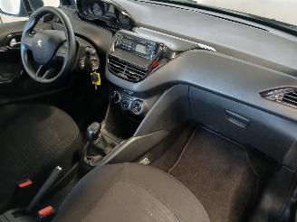 Peugeot 208 208 I (CA/CC/CK/CL) Hatchback 1.0 Vti 12V PureTech (EB0(ZMZ)) [50kW]  =
(03-2012/12-2019) picture 8