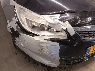 Opel Astra Astra J Sports Tourer (PD8/PE8/PF8) Combi 1.4 16V ecoFLEX (A14XER(Euro=
 5)) [74kW]  (10-2010/10-2015) picture 6