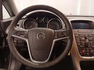 Opel Astra Astra J Sports Tourer (PD8/PE8/PF8) Combi 1.4 16V ecoFLEX (A14XER(Euro=
 5)) [74kW]  (10-2010/10-2015) picture 16