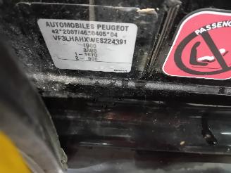 Peugeot 308 308 (L3/L8/LB/LH/LP) Hatchback 5-drs 2.0 BlueHDi 150 16V (DW10FD(AHX))=
 [110kW]  (11-2013/12-2021) picture 6