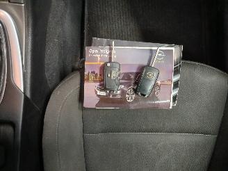 Opel Insignia Insignia Sports Tourer Combi 1.4 Turbo 16V Ecotec (A14NET(Euro 5)) [10=
3kW]  (04-2011/03-2017) picture 26