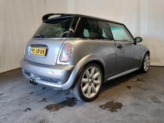 Mini Mini Mini Cooper S (R53) Hatchback 1.6 16V (W11-B16A) [120kW]  (03-2002/09-=
2006) picture 6