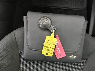 Mini Mini Clubman (R55) Combi 1.6 16V Cooper (N12-B16A) [88kW]  (10-2007/12-2013=
) picture 19