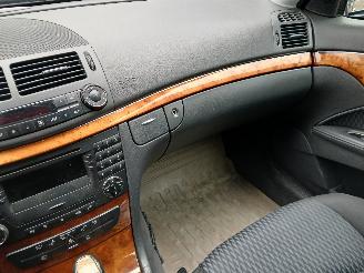Mercedes E-klasse E Combi (S211) Combi 1.8 E-200 K 16V (M271.941) [120kW]  (03-2003/07-2=
009) picture 14