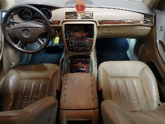 Mercedes R-klasse R (W251) MPV 3.0 320 CDI 24V 4-Matic (OM642.950) [165kW]  (01-2006/07-=
2010) picture 12